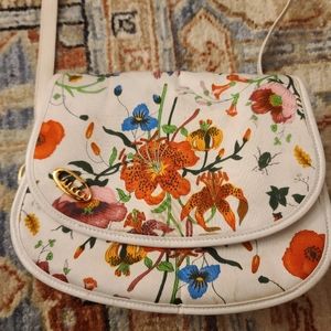 Vintage Gucci White Garden Floral Shoulder Bag
